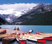Canoe rentals in the Canadian Rockies